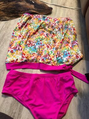 Dippin' Daisy's Multicolor & Hot Pink Strapless Tankini Set